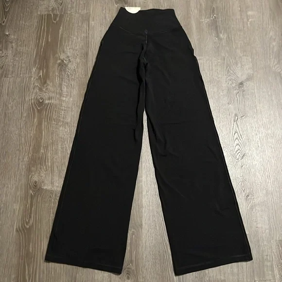 OFFLINE By Aerie Real Me XTRA High Waisted Trouser Size XS - Picture 5 of 5